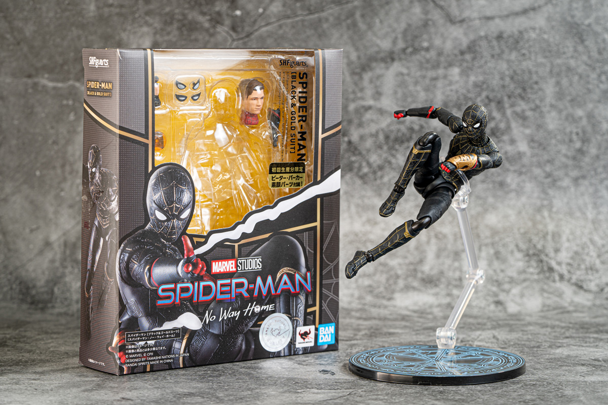 スパイダーマン ノーウェイホーム フィギュア ブラック&ゴールドスーツ-